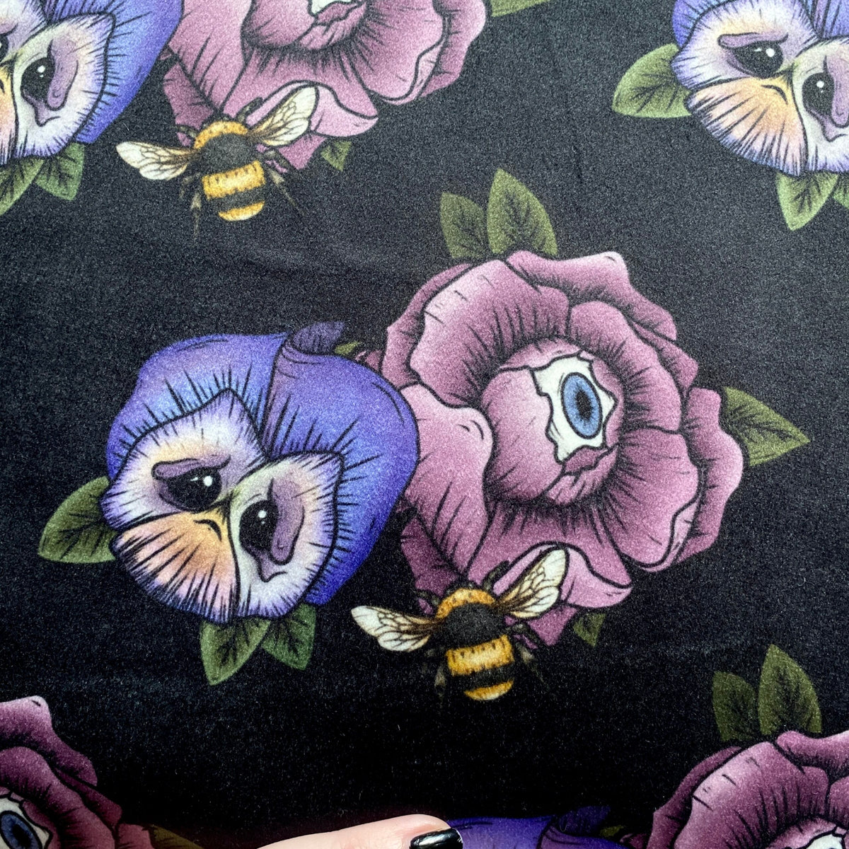 Curieux jardin. Housse de coussin
