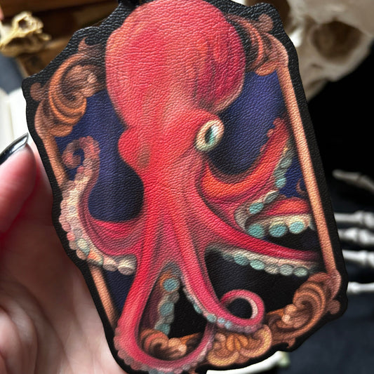 Kraken. Marque page, décoration. Tissu simili cuir
