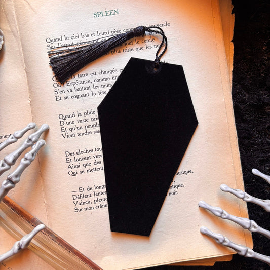 This ends badly. Marque Page en forme de cercueil. Humour noir