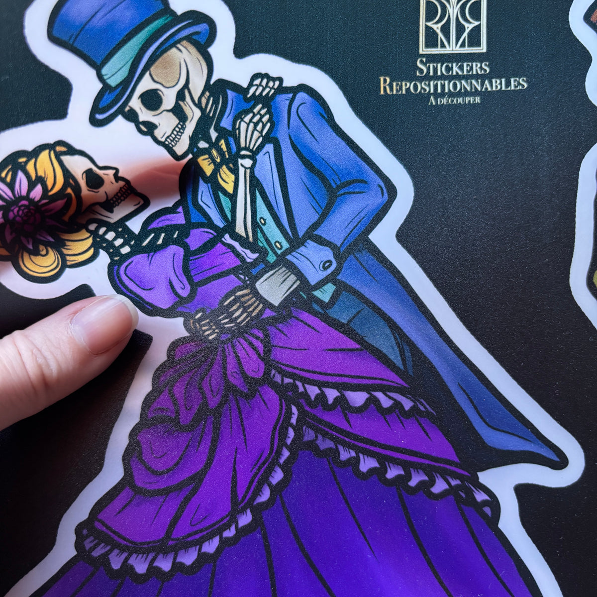 Danse Macabre. Stickers fenêtre vitrail. Décoration repositionnable à découper