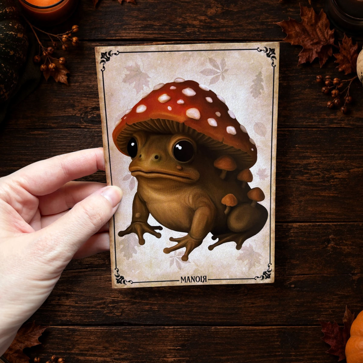 Carte postale Crapaud Amanite. Illustration automnale