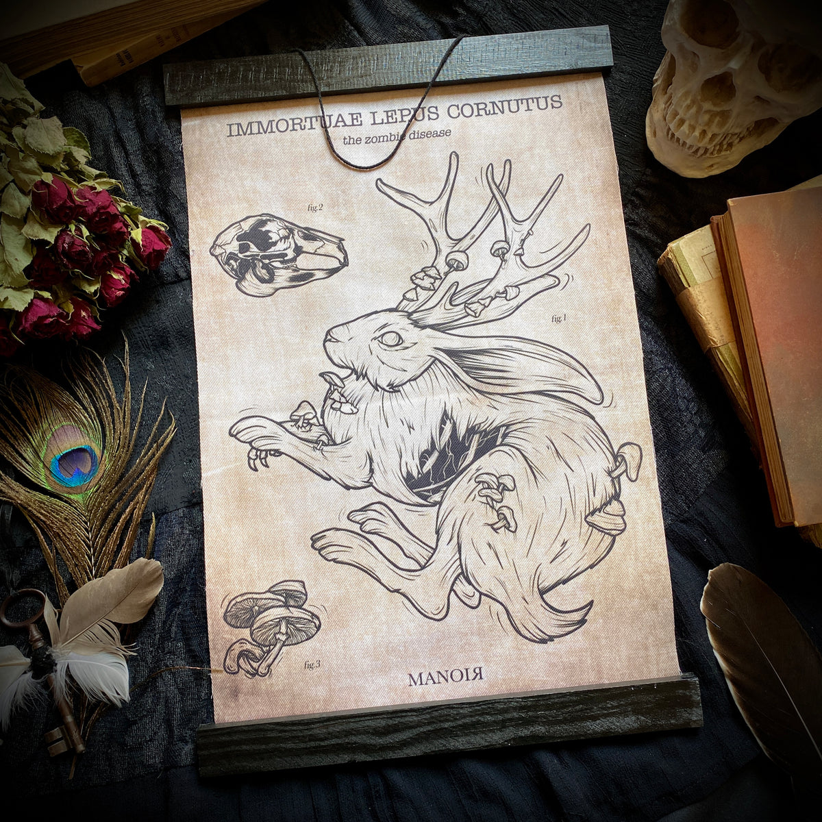Zombie Lepus Cornutus. Poster en tissu et bois de pin. Largeur 28 cm