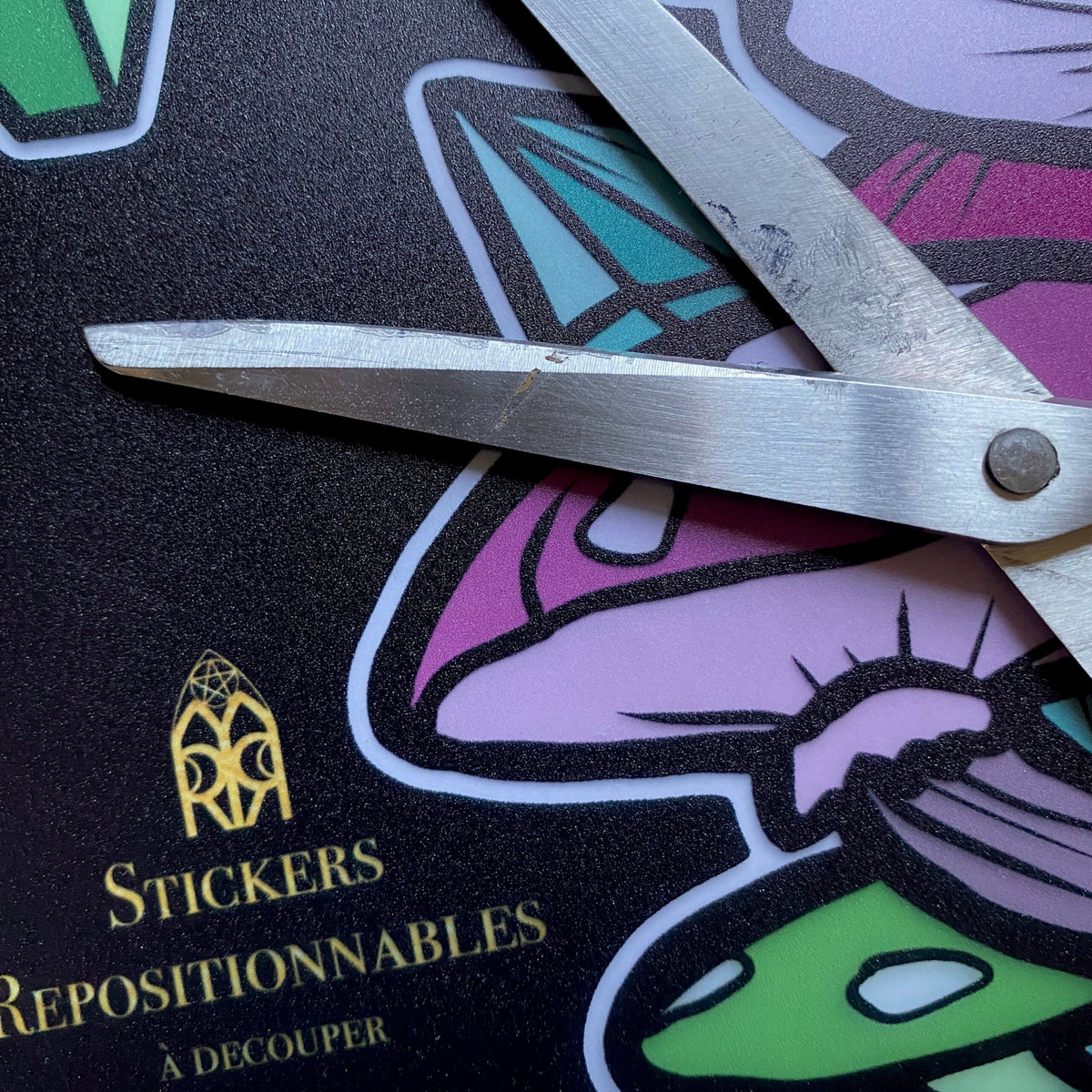 Pivoines et Champignons roses. Stickers repositionnables. A4 à découper.