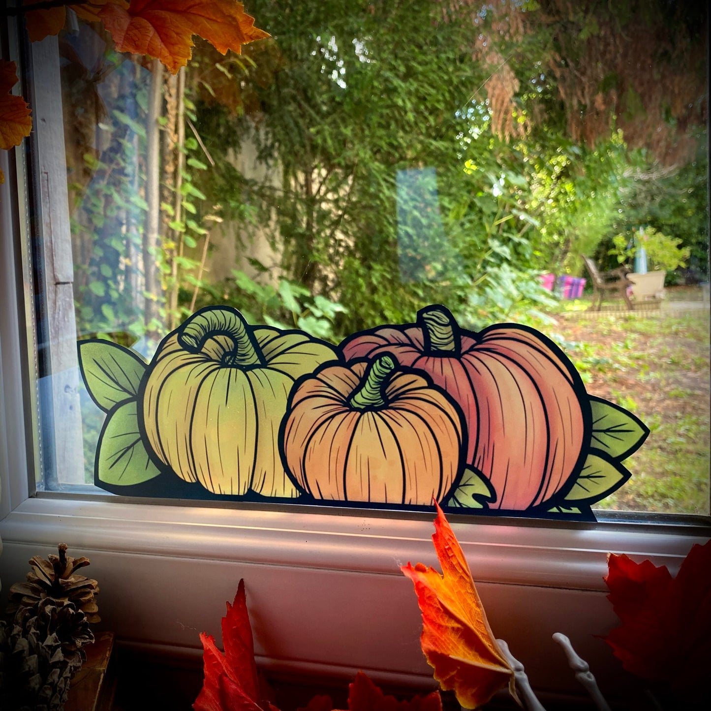 La dévoreuse de citrouilles. Stickers repositionnables. A4 à découper.
