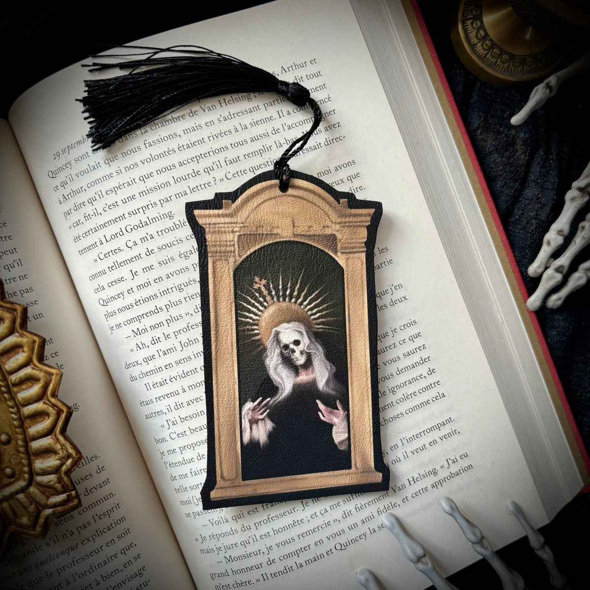 Madone Macabre. Marque page, décoration.
