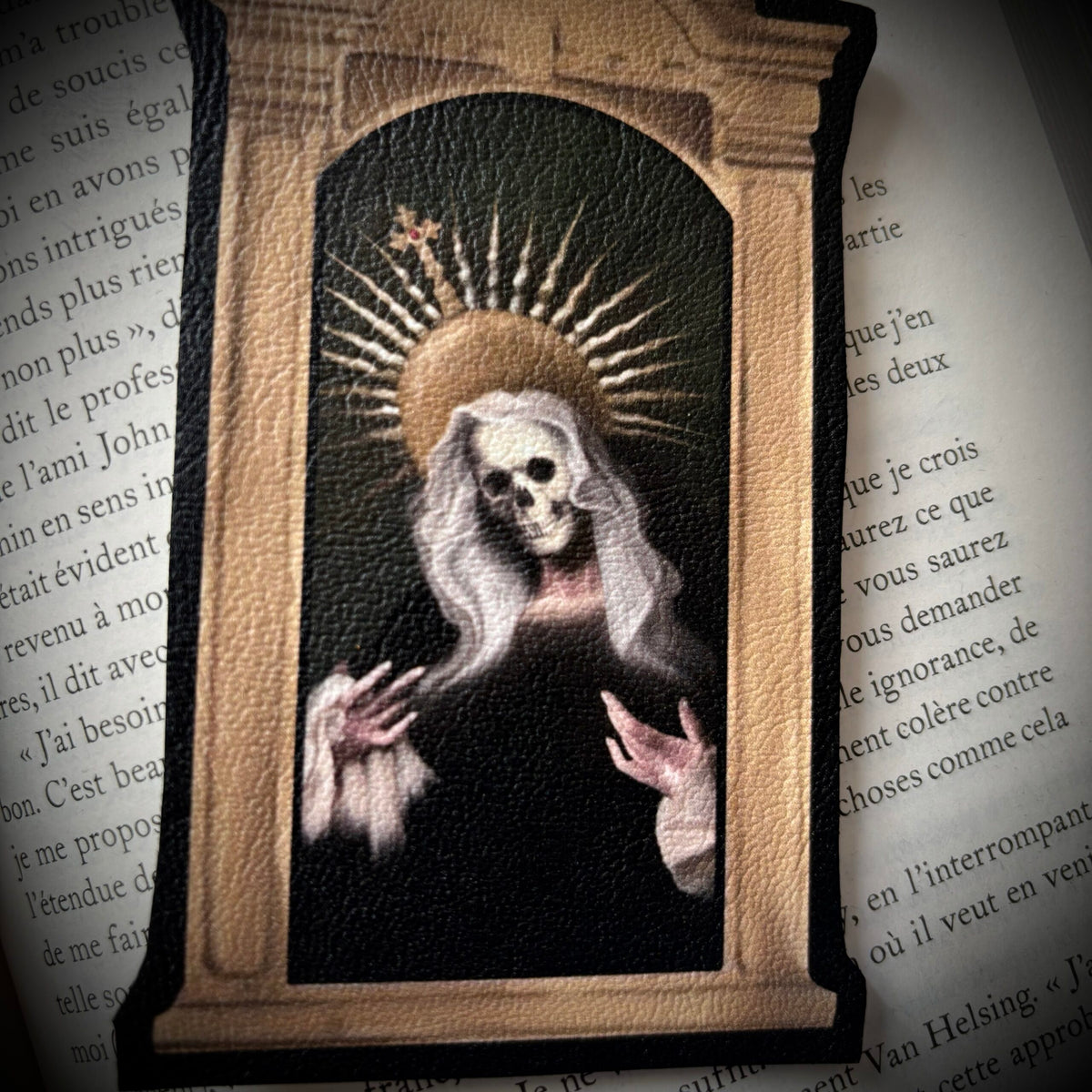 Madone Macabre. Marque page, décoration.