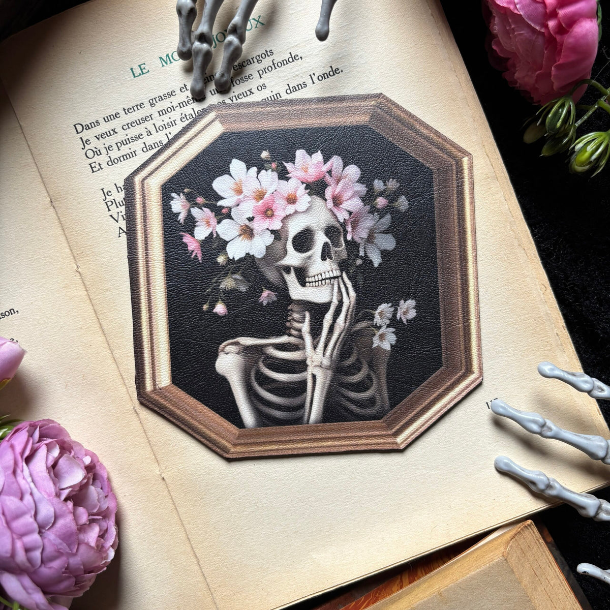 Sous Tasse. Dernières fleurs pour une Lady