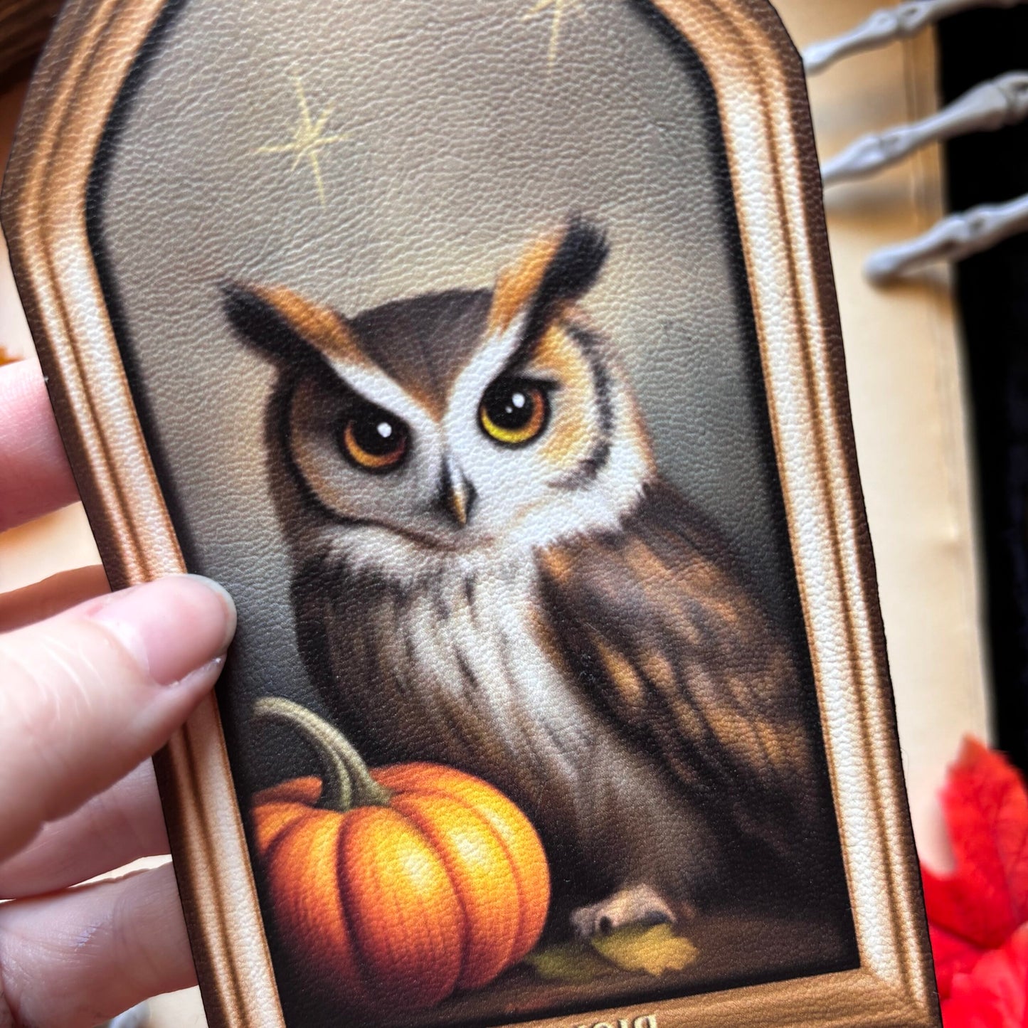 L’Oracle du Crépuscule. Illustration hibou. Marque Page / Décoration.