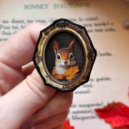 Broche. Gabrielle, l'écureuil