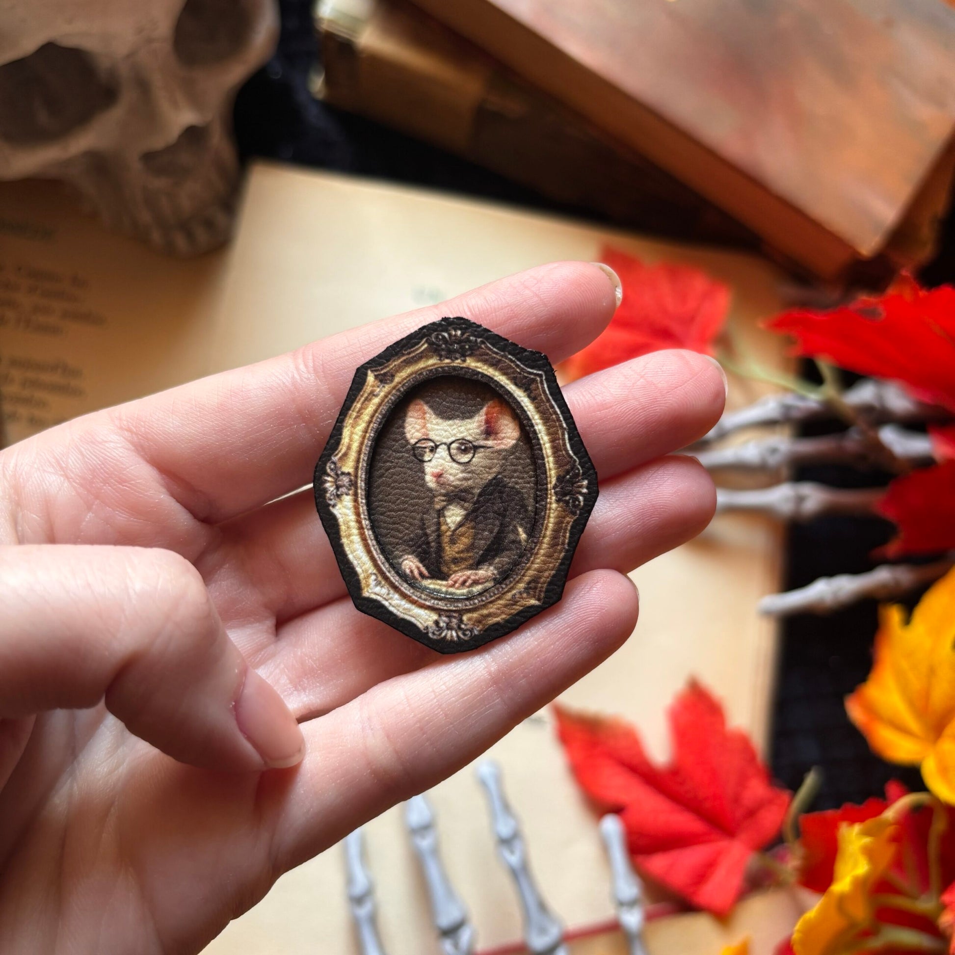 Broche. Le Notaire
