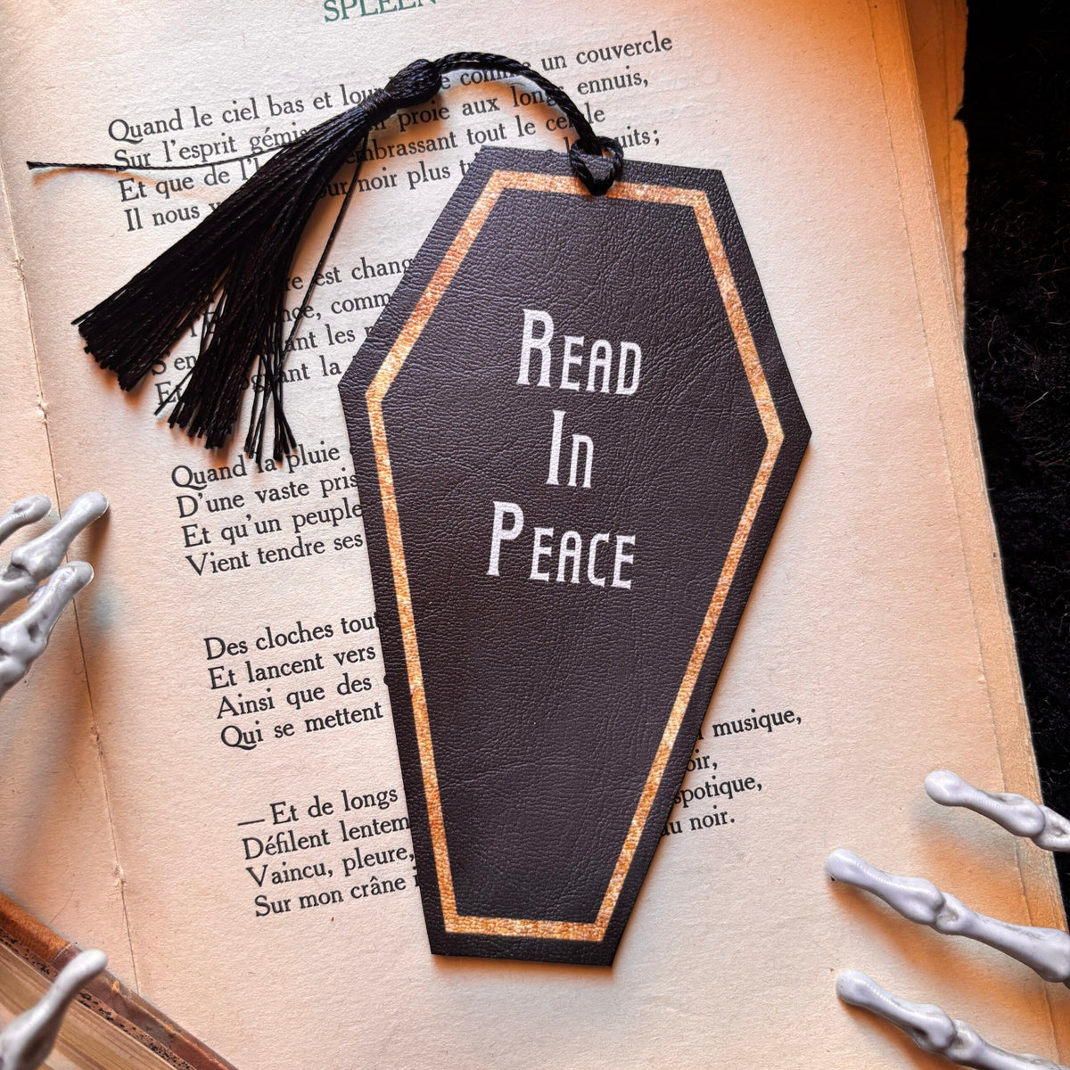 Read in Peace. Marque Page en forme de cercueil. Humour noir
