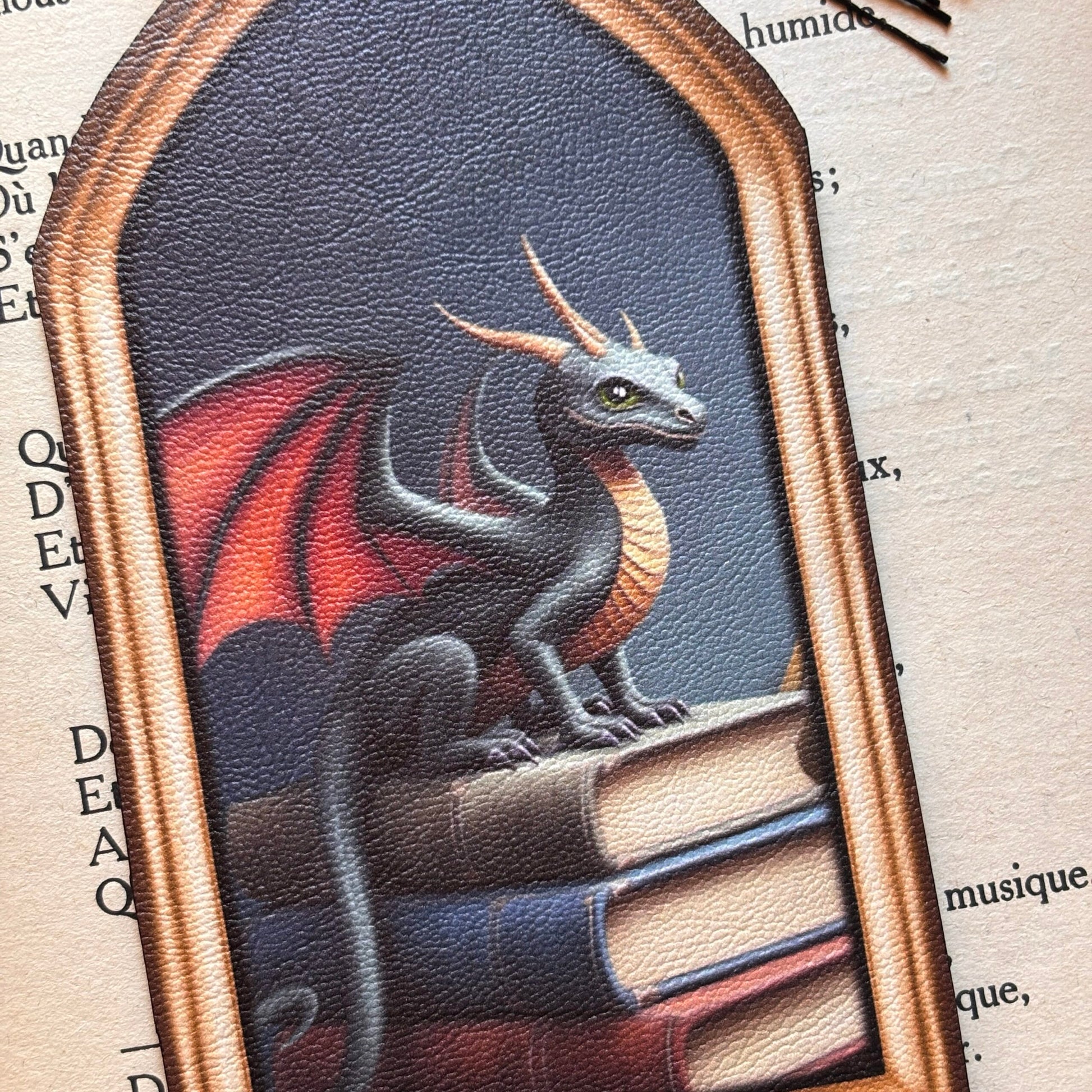 L’écrivain. Marque Page dragon, dark academia