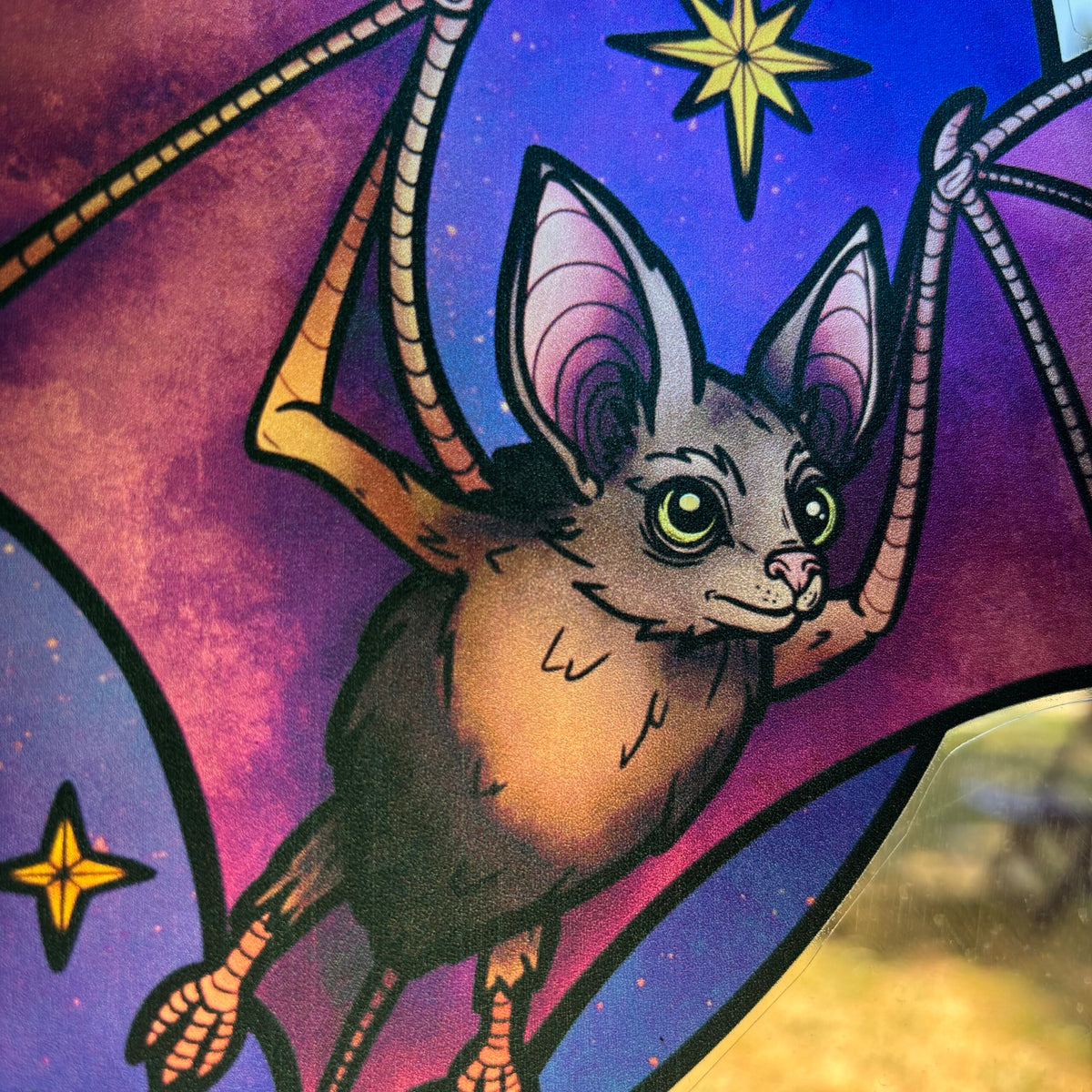 Nuit magique. Sticker fenêtre vitrail. Chat noir et chauve-souris mystiques. Décoration repositionnable à découper