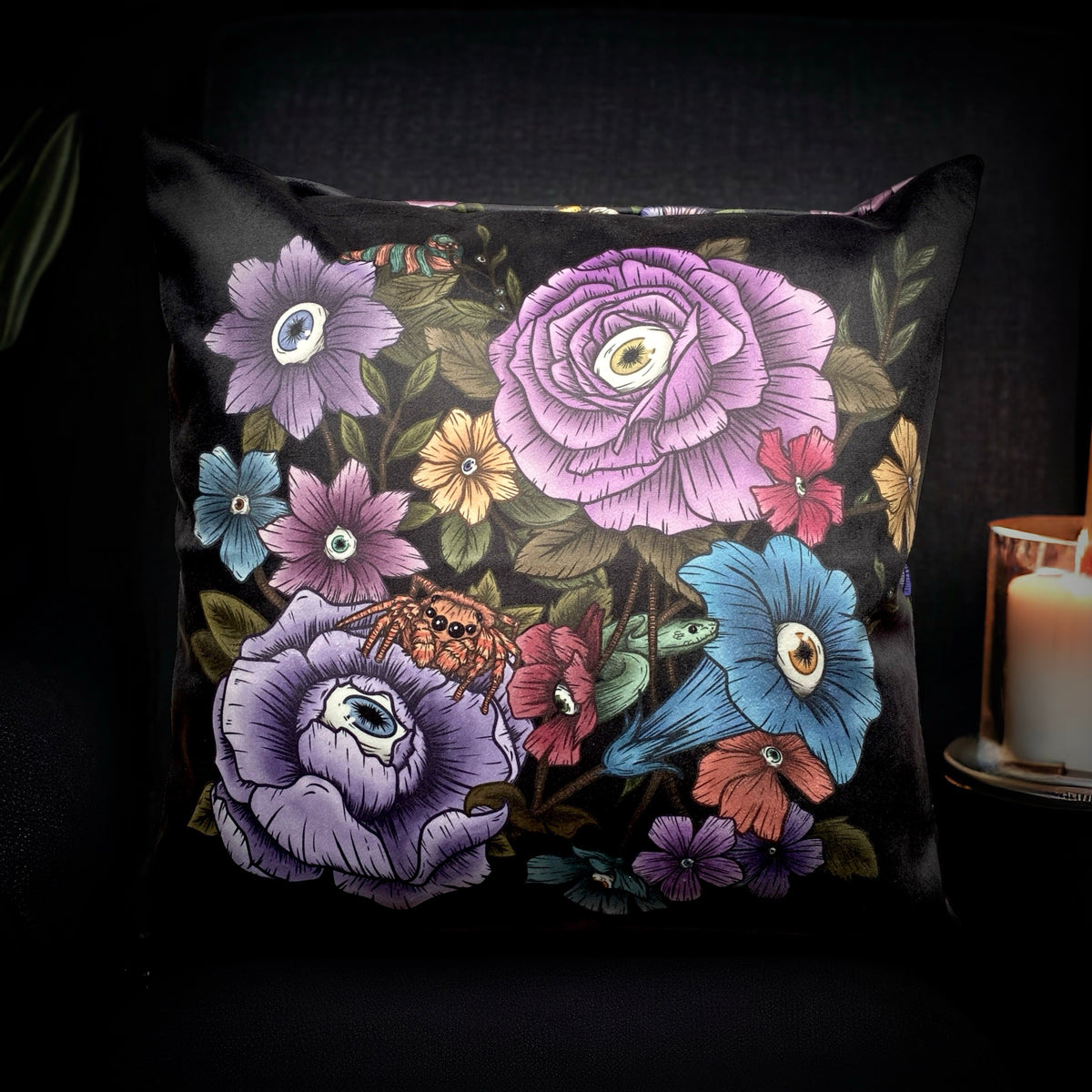 Curieux jardin. Housse de coussin