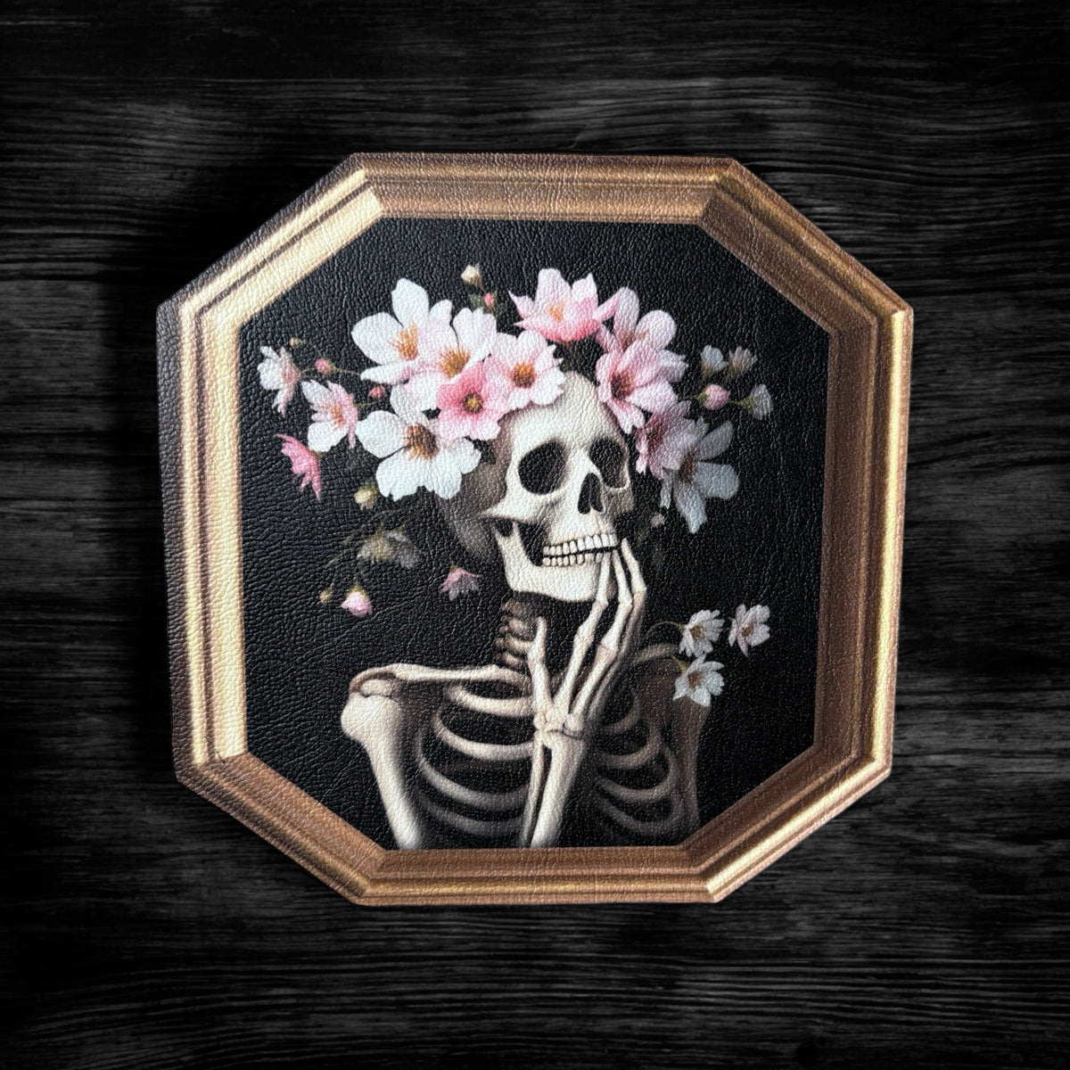 Sous Tasse. Dernières fleurs pour une Lady