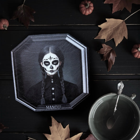 Sous Tasse. Portrait Díaddams de los Muertos